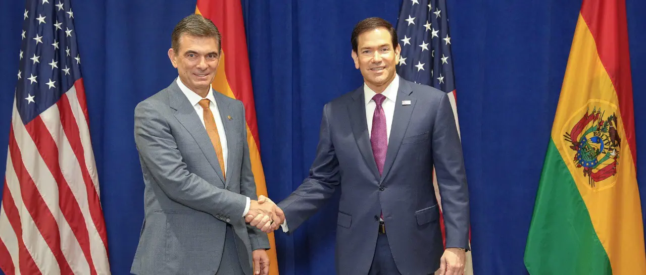 Rodrigo Paz se reúne con Marco Rubio en Nueva York en la previa a su presentación ante la ONU